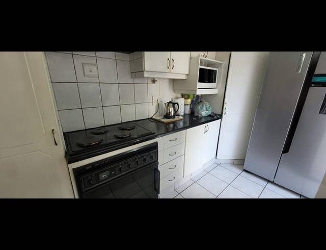 4 BEDROOM HOUSE FOR SALE IN BRACKENHURST